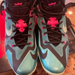 LEBRON XI SPORT Turq/medium mint-black size 12
